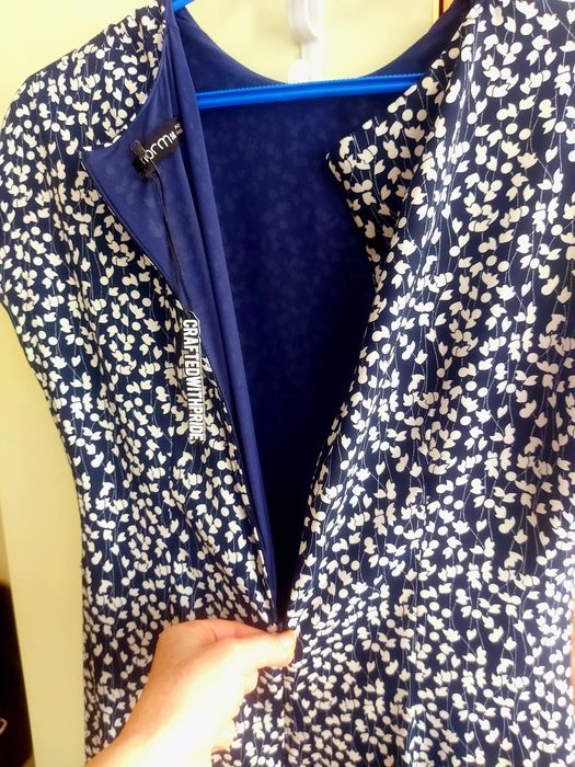 Нова рокля  с цип отзад,поплата леко асиметрича отпред