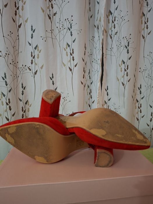 Pantofi Roșii Eleganți