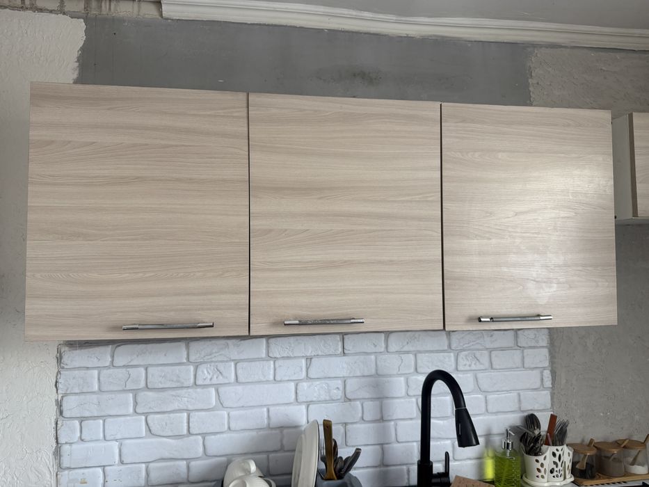 Продаю кухонный гарнитур