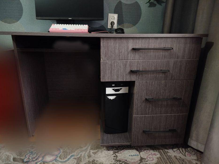 Стол офисный, компьютерный