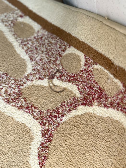 Ковер отличного качества.