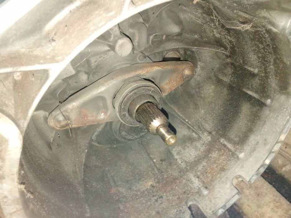 Cutie Viteze Manuala 6 Trepte BMW X3 E83 2.0 D,  150 cai.