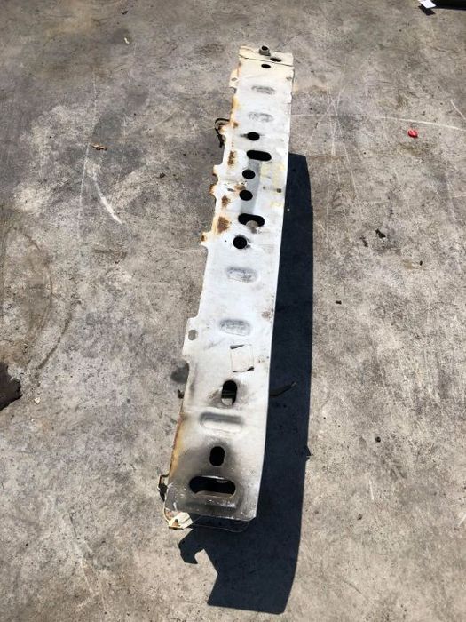 armatura intaritura bara fata ford focus 2 2010