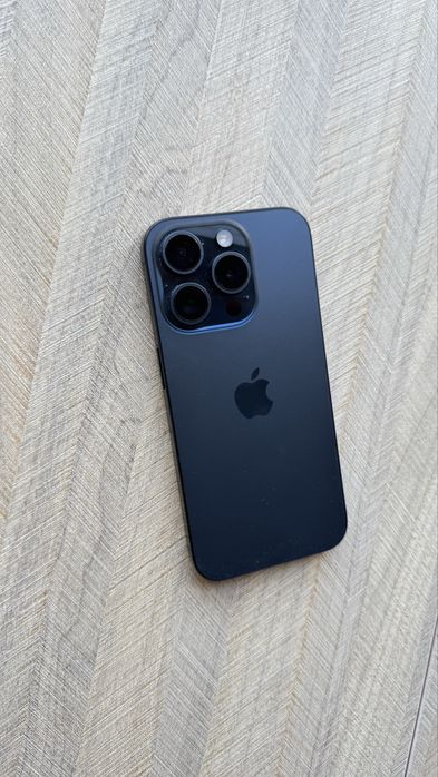 Продам ОРИГИНАЛ iphone 15 pro 512 Гб