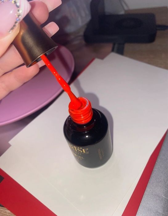 Oja semipermanenta Luxorise