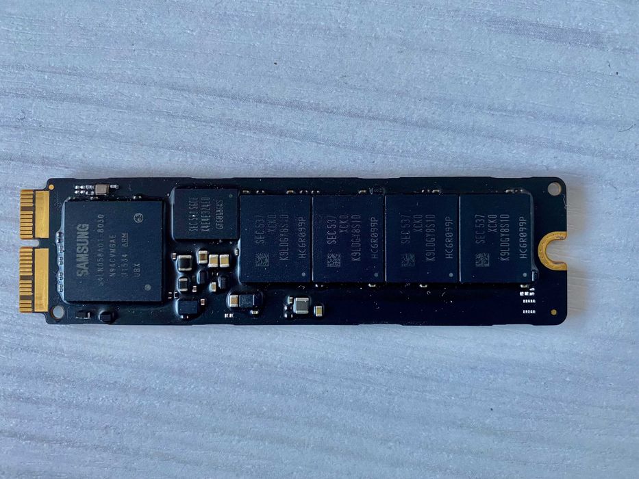 Macbook SSD - PCIe NVMe 128 GB Samsung → Обява 39741960