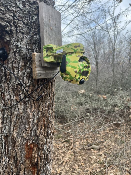 Ловна камера нова