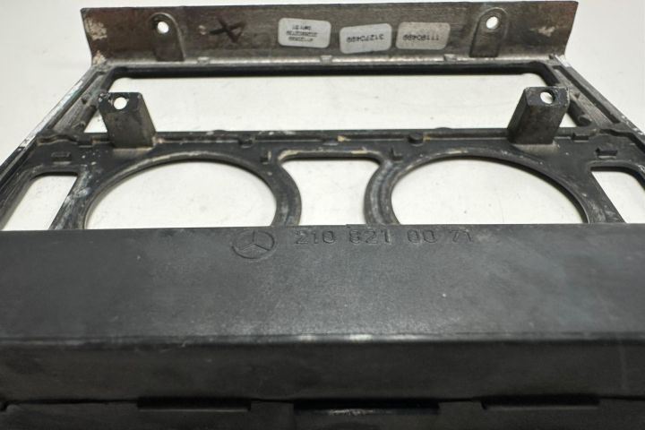 Buton avarii 2108210071 Mercedes-Benz E-Class W210/S210 (facelift)