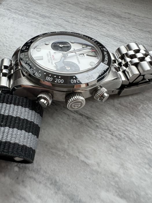 Часовник Pagani Design