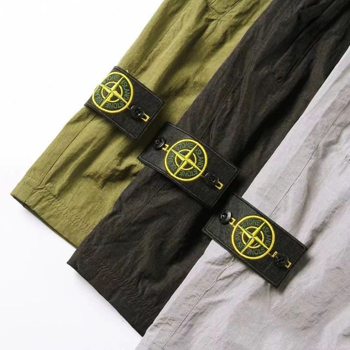 Мъжки СИВИ къси панталони Stone Island L/XL