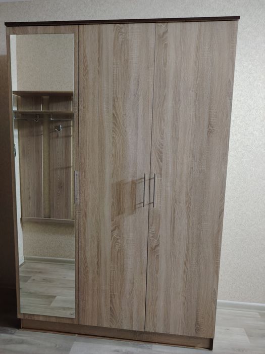 Продам шкаф в отличном состоянии.