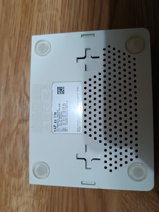 Маршрутизатор MikroTik hAP AC lite RB952Ui-5ac2nD белый