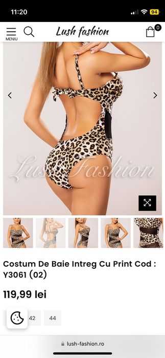 Costum de baie intreg