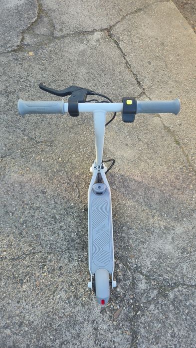 Детска електрическа тротинетка