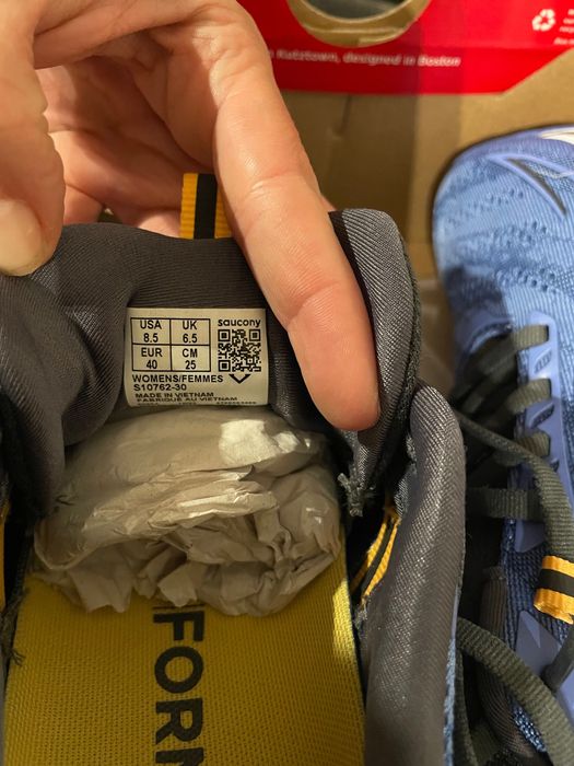 Обувки за бягане Saucony Omni 21