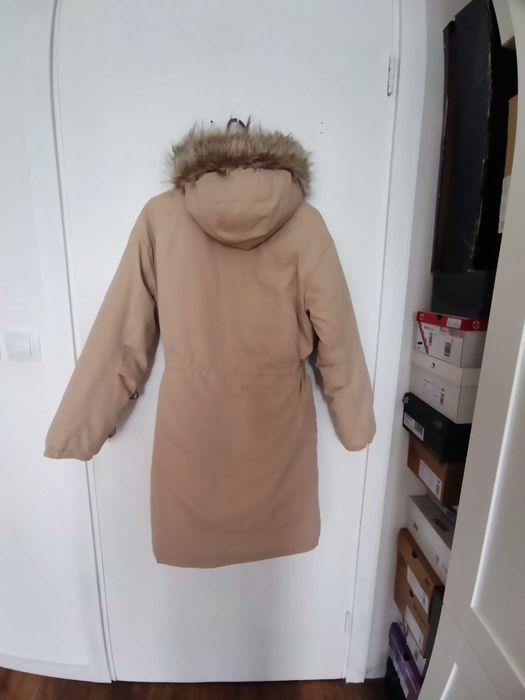 Зимно яке за момиче 152 см.