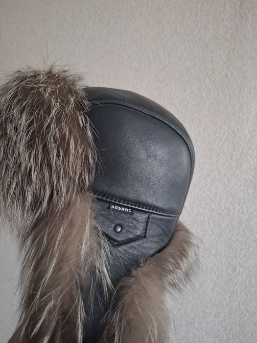 Шапка меховая на лет 10-14