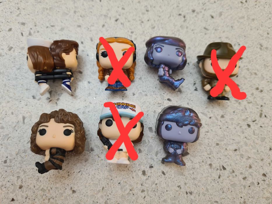 Фигурки kinder joy stranger things