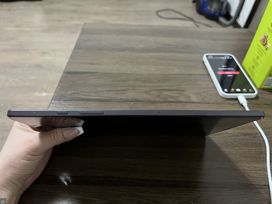 Продам планшет Samsung Tab9