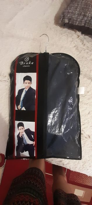 Продам костюм тройка