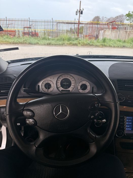 Мерцедес W211 2009 година