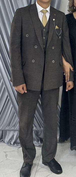 Кастюм тройка б/у