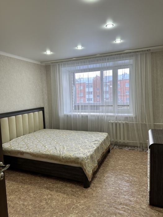 Спальный гарнитур 350 тыс