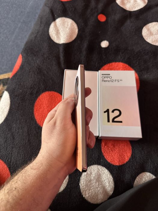 Oppo Reno 12 FS 5G