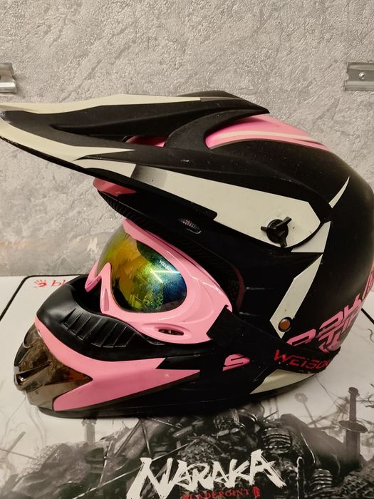 Защитный мотошлем с очками