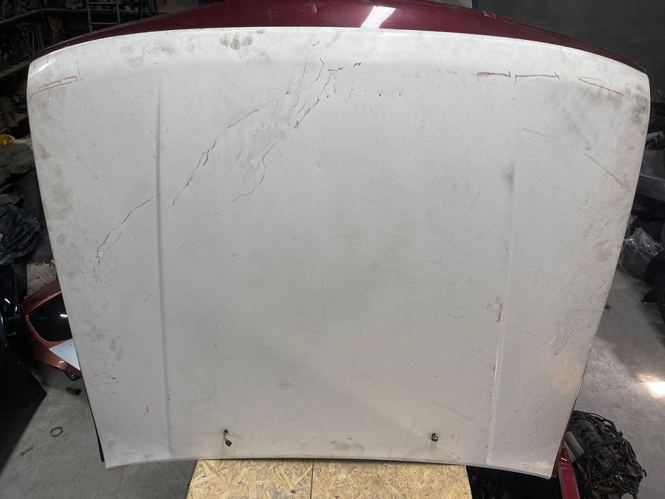 Капот Митсубиси Галант Старушка