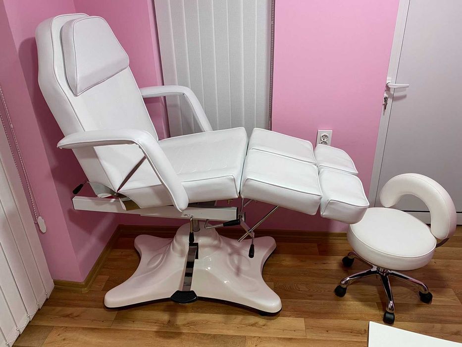 Козметичен стол табуретка за педикюр Zen - бяла 37/43 см