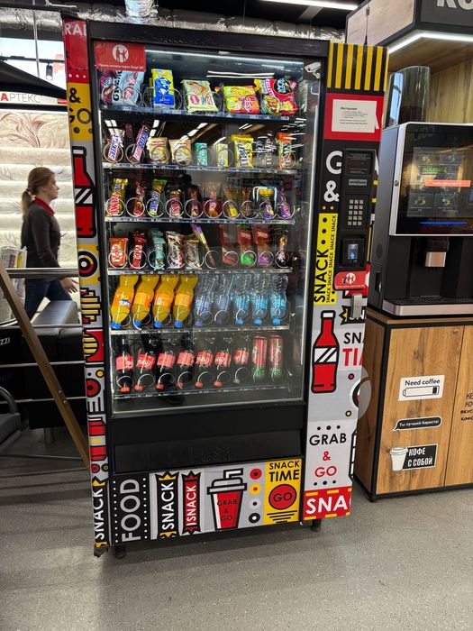Продам вендинговый снековый автомат