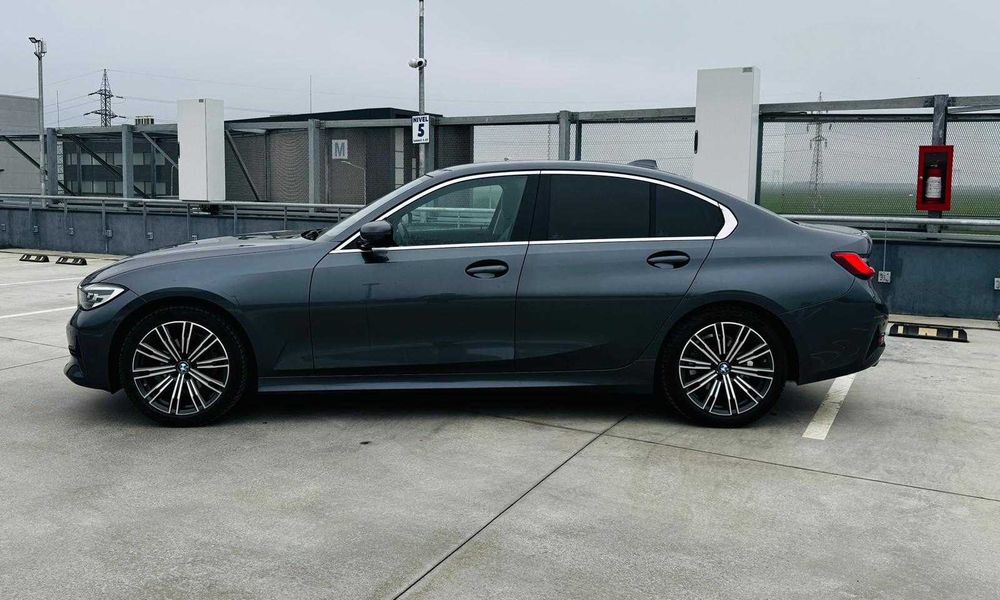 BMW Seria 3/G20/AT ZF8HP/Sport-Line/CarPlay/Sc. incalzite/Piele/Euro 6