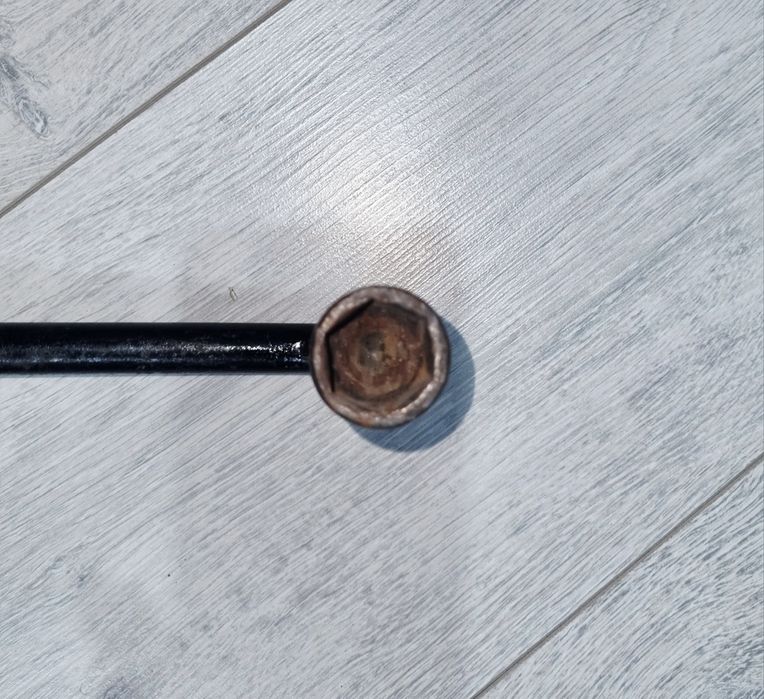 Баллоный ключ   19.  21