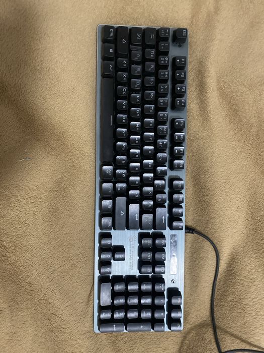 Клавитура Light Steike Mechanical Gaming Keyboard Model:B760