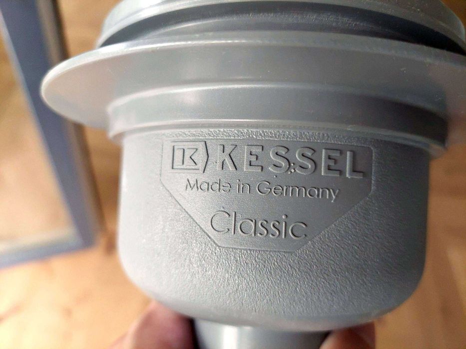 Corp sifon cu iesire verticala cu blocare miros, DN 50, 40250, KESSEL