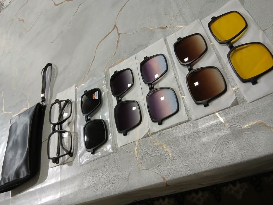 Ko'z oynak qo'shimcha  5 ta palaroid nasadka va koja futlyar bilan