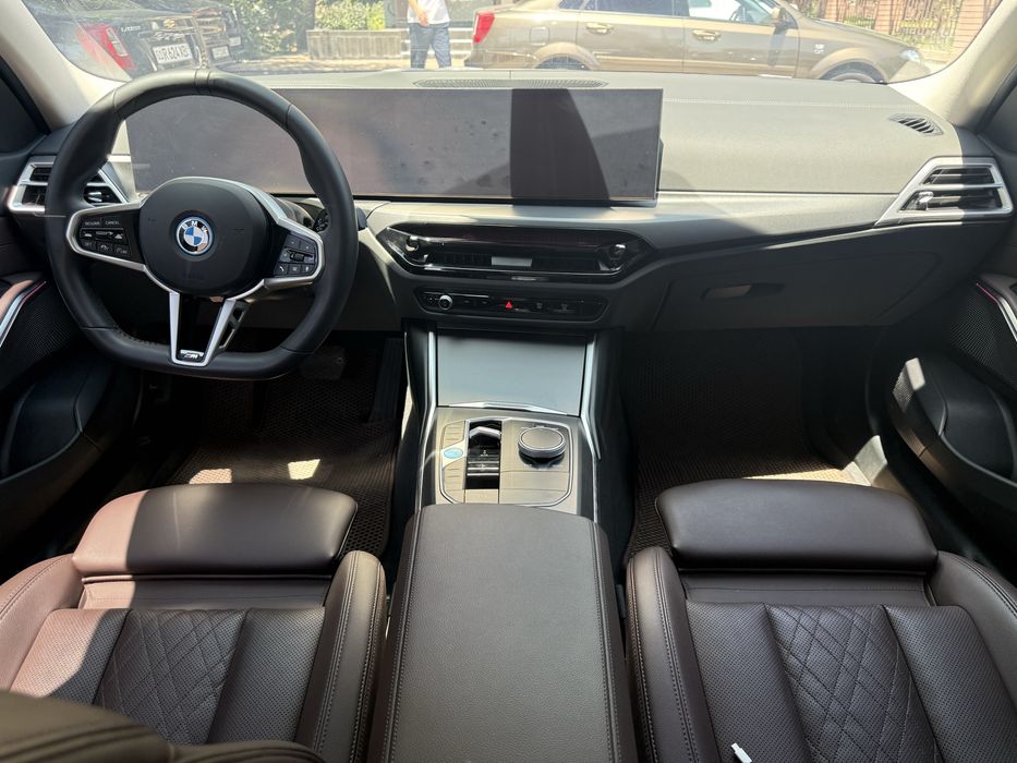 BMW I3 eDrive35L  2025