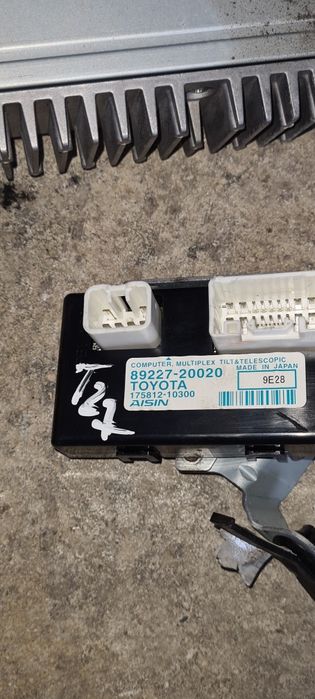Modul,module,panou sigurante,calculatoare Toyota Avensis t27,motor 2,2