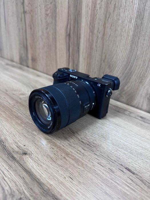Фотокамера Sony Alpha A6500 Kit E  18-135 mm