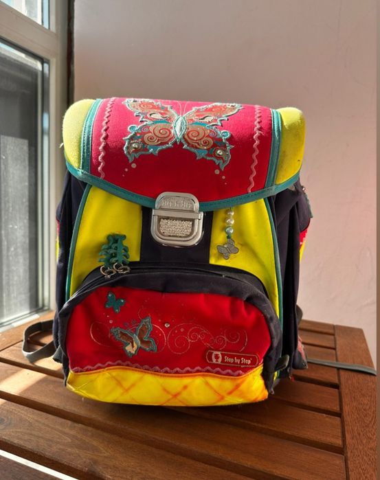 Детска училищна раница