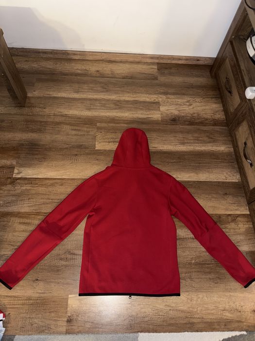 Bluza Nike Tech Fleece rosie originala