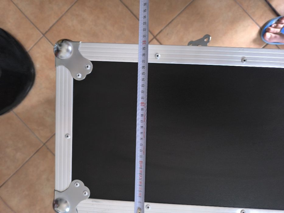 Case dublu cu roti pentru moving head
