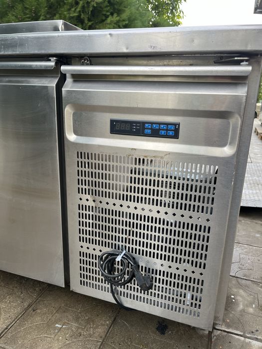 Хладилна маса хладилна