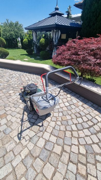Бензинова  косачка BRIGGS & STRATTON 500E