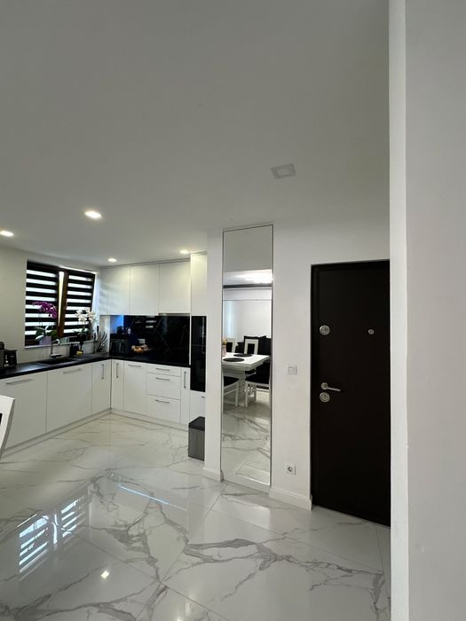 Apartament modern 46 mp, balcon mobilat și utilat complet renovat premium Ilba, zonă liniștită 53.000 € negociabil