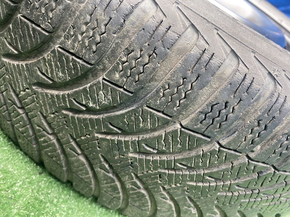 Roata rezerva OEM Originala Vw Seat Skoda R 16 5X112 6JX16H2 Et 40 8D0601027A cu anvelopa SH Michelin Alpin 205 55 16