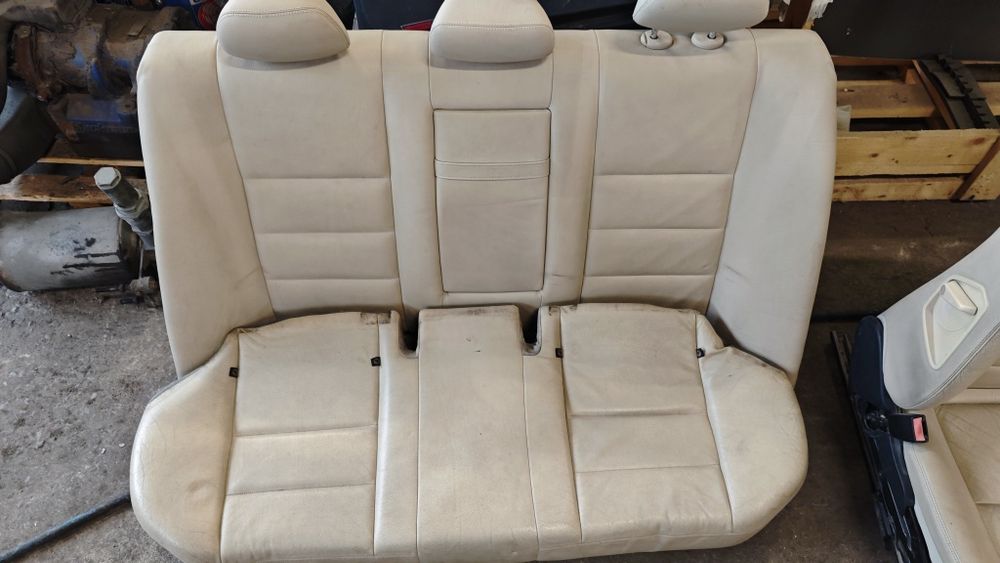 Кожен салон за Мерцедес W204 седан