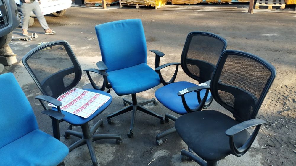 Распродажа офисной мебели