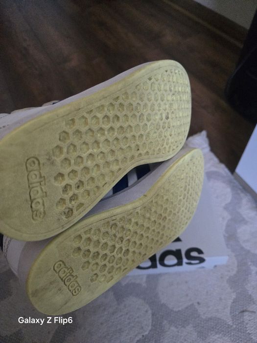 Оригинални високи кецове/маратонки Adidas 35н